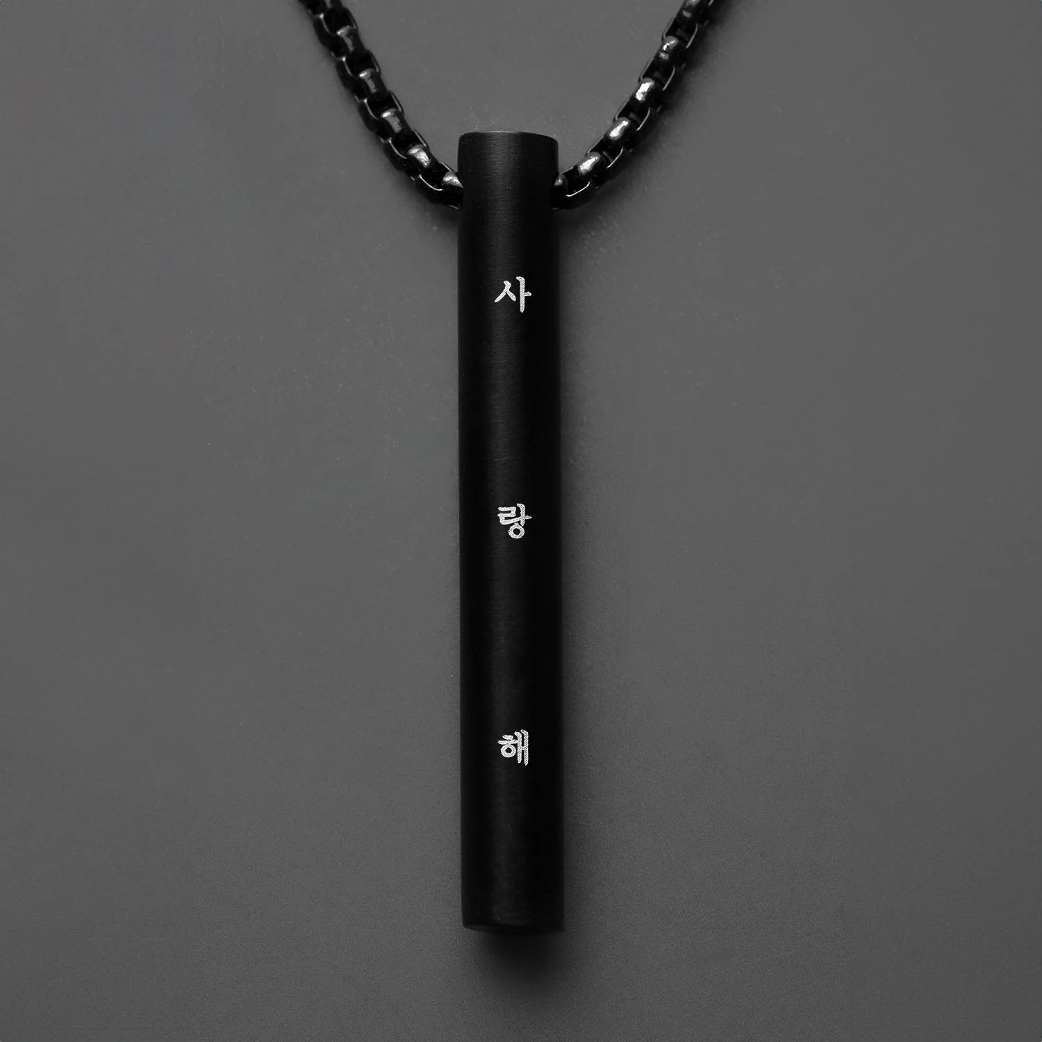 Affection Minimal Barrel Necklace - Image 17