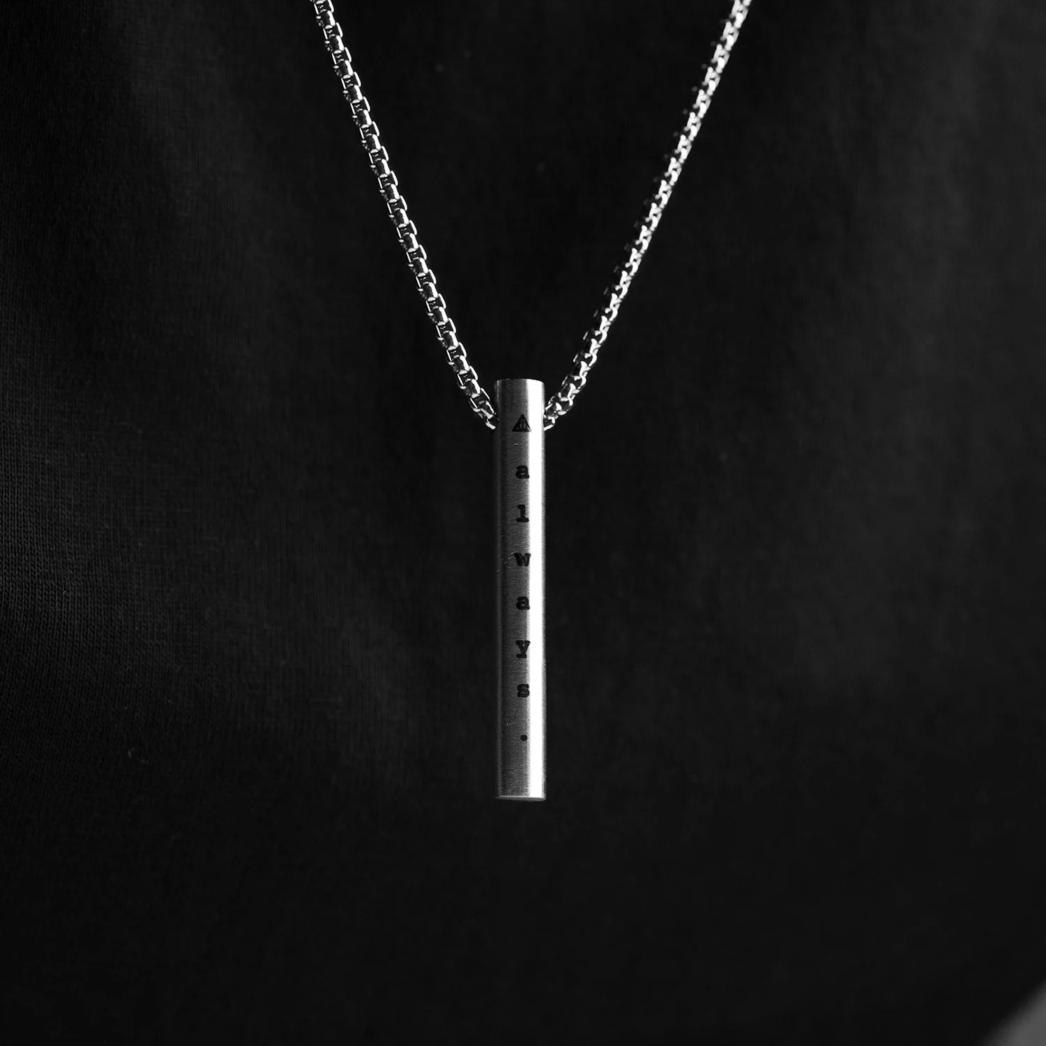 Affection Minimal Barrel Necklace - Image 6