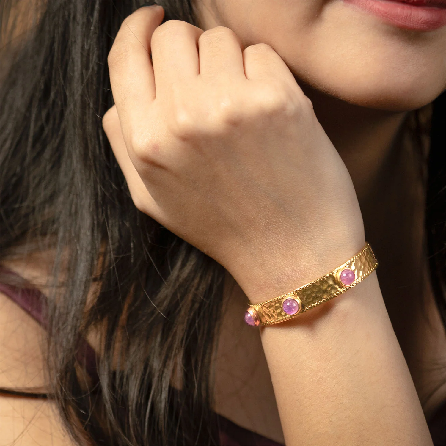 Aira Amethyst Gold Cuff Bracelet - Image 2