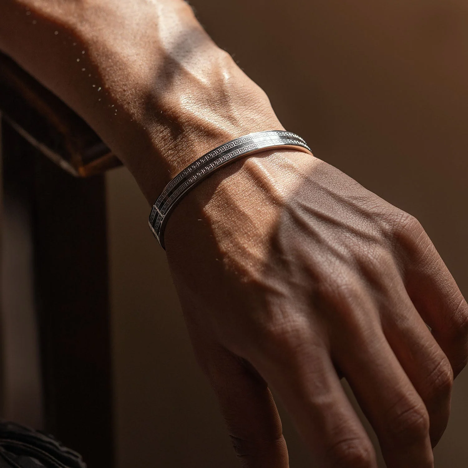 Atticus Oval Kada Bracelet - Image 5