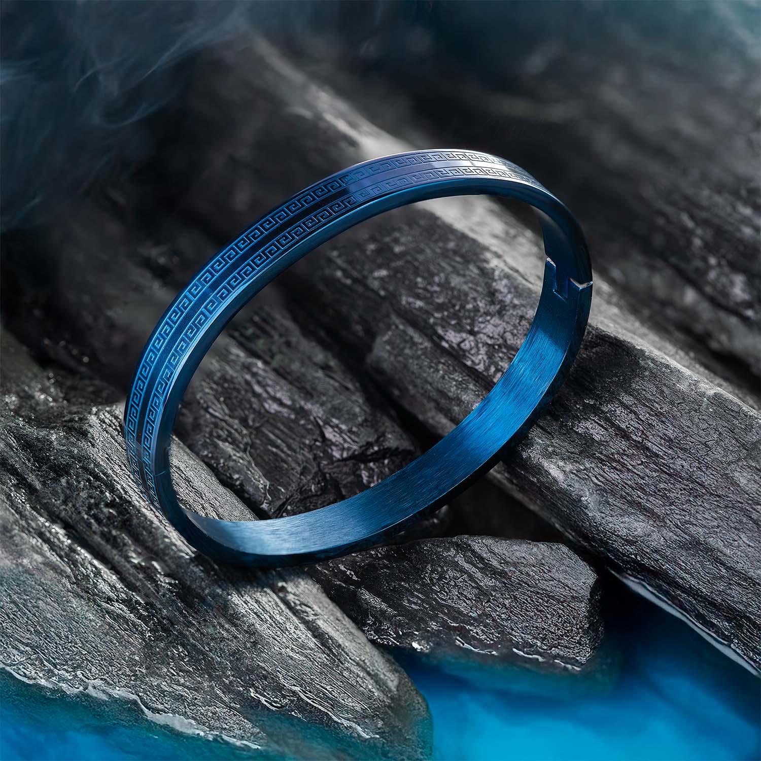 Atticus Oval Kada Bracelet - Image 8