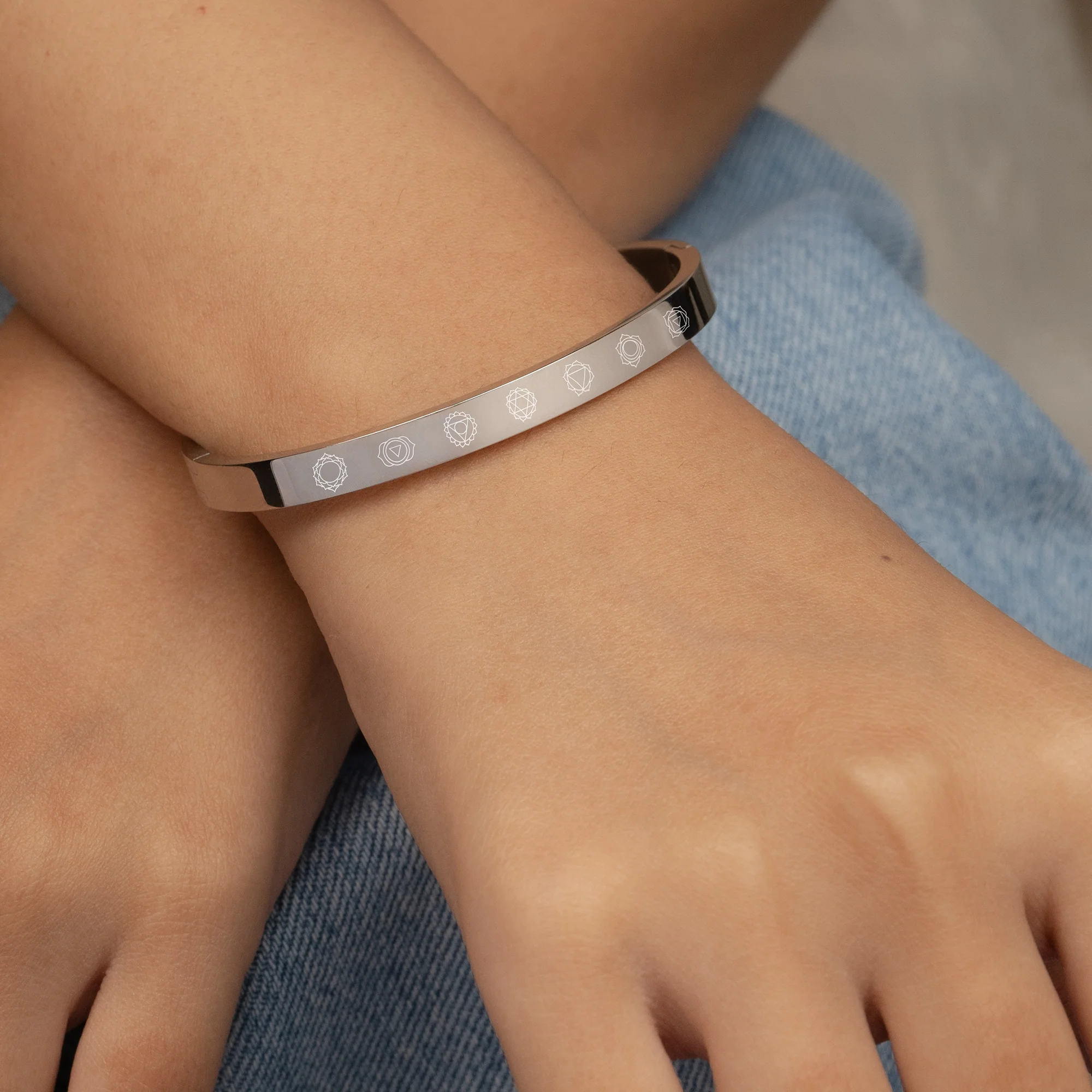 Balance 7 Chakra Gloss Bracelet - Image 6