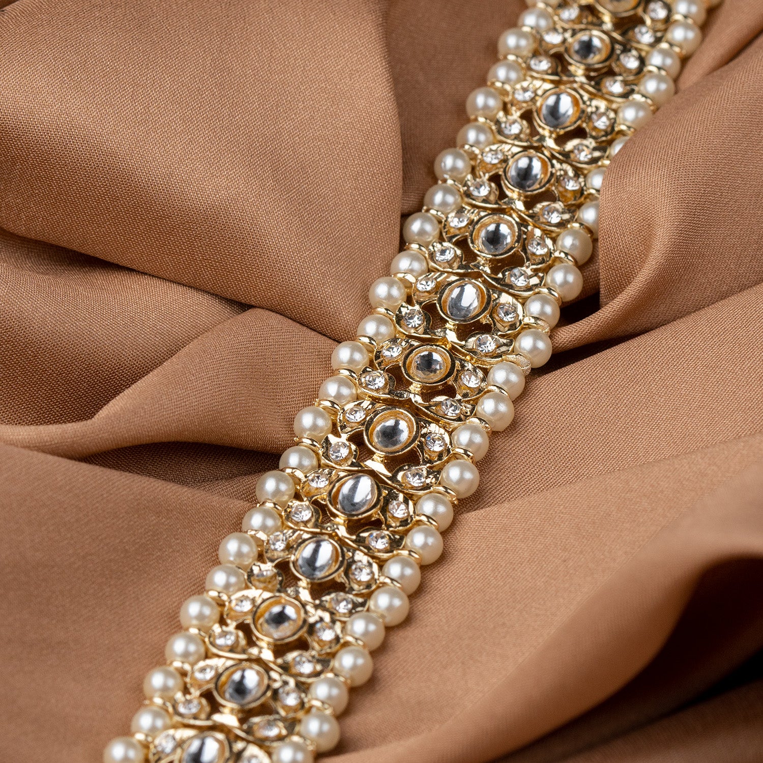 Bhumi Pearl Kundan Maatha Patti - Image 2