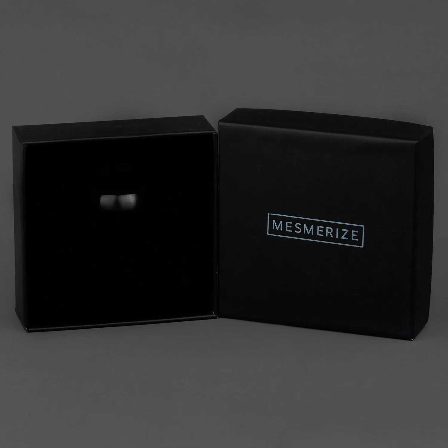 Black Dome Band Ring - Image 3