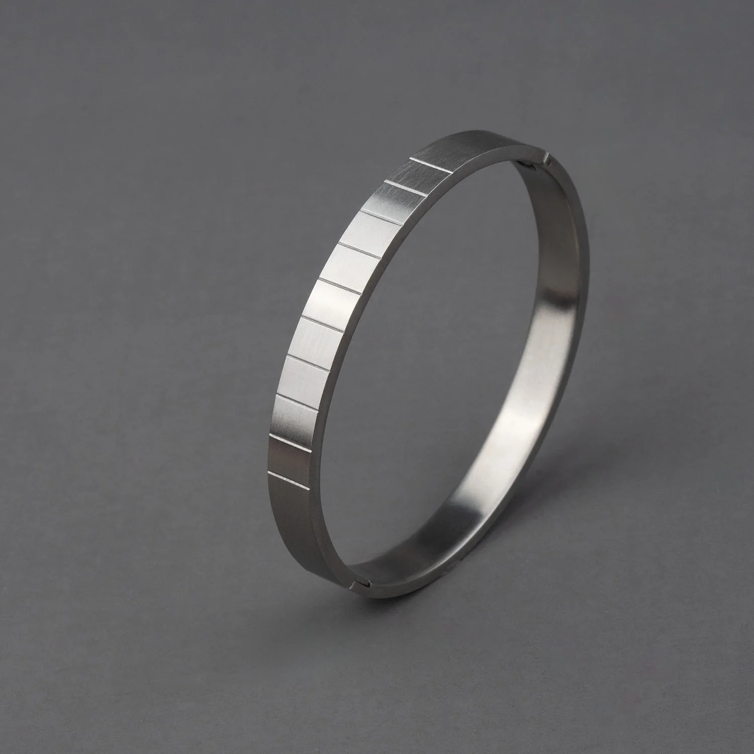 Hercules Oval Kada Bracelet - Image 11