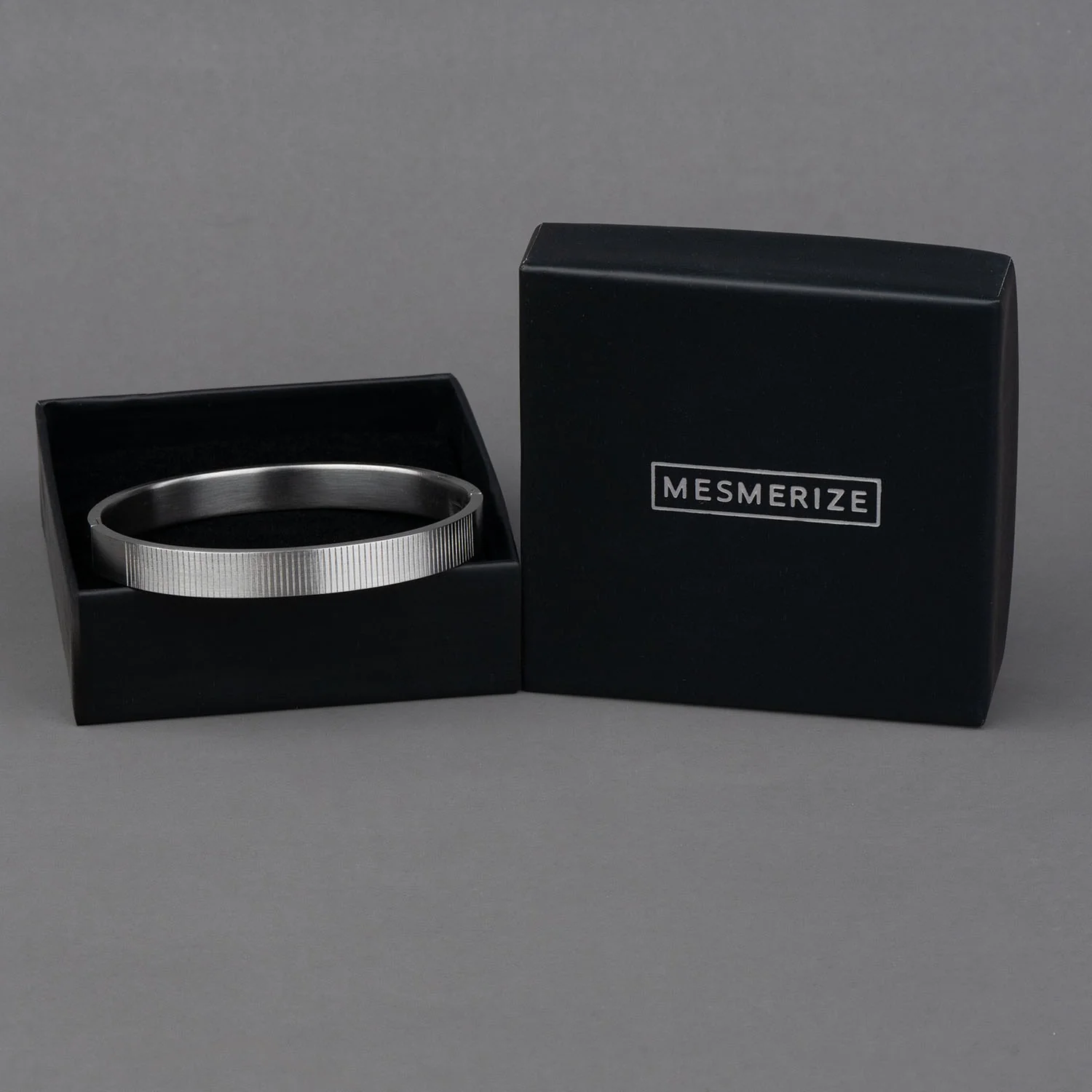 Kratos Openable Oval Kada Bracelet - Image 12