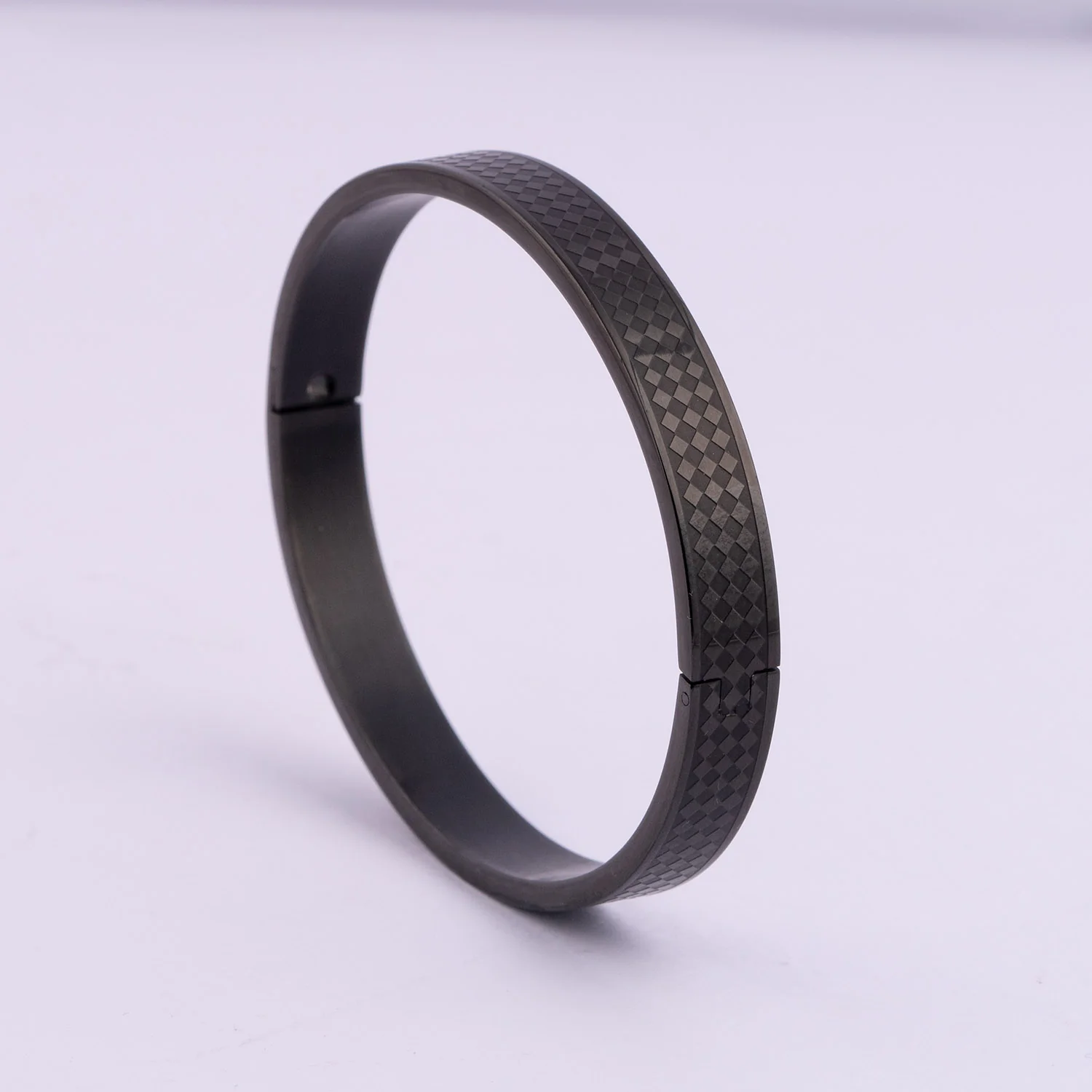 Octavian Oval Kada Bracelet - Image 3