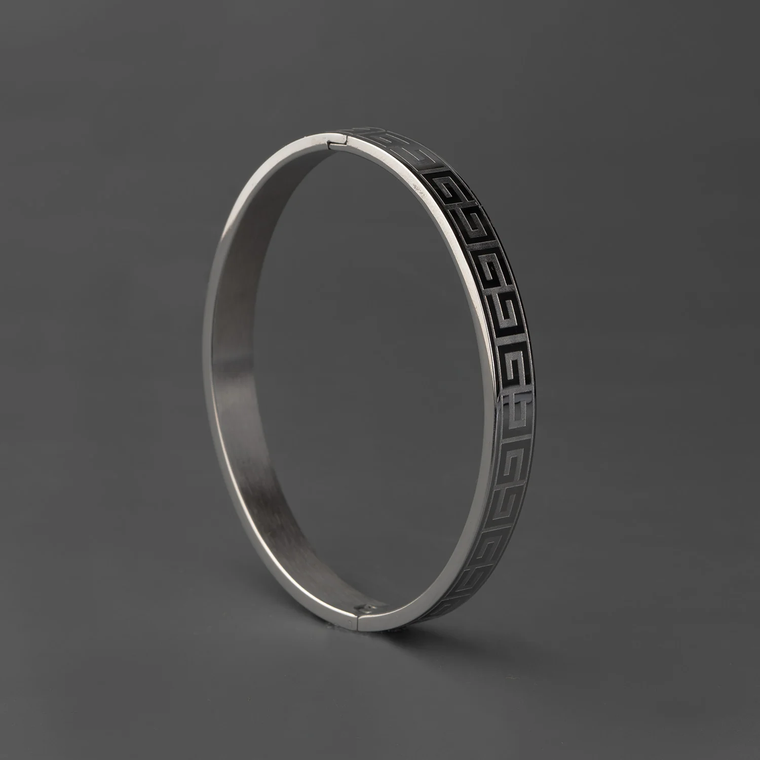 Top G Oval Kada Bracelet - Image 11