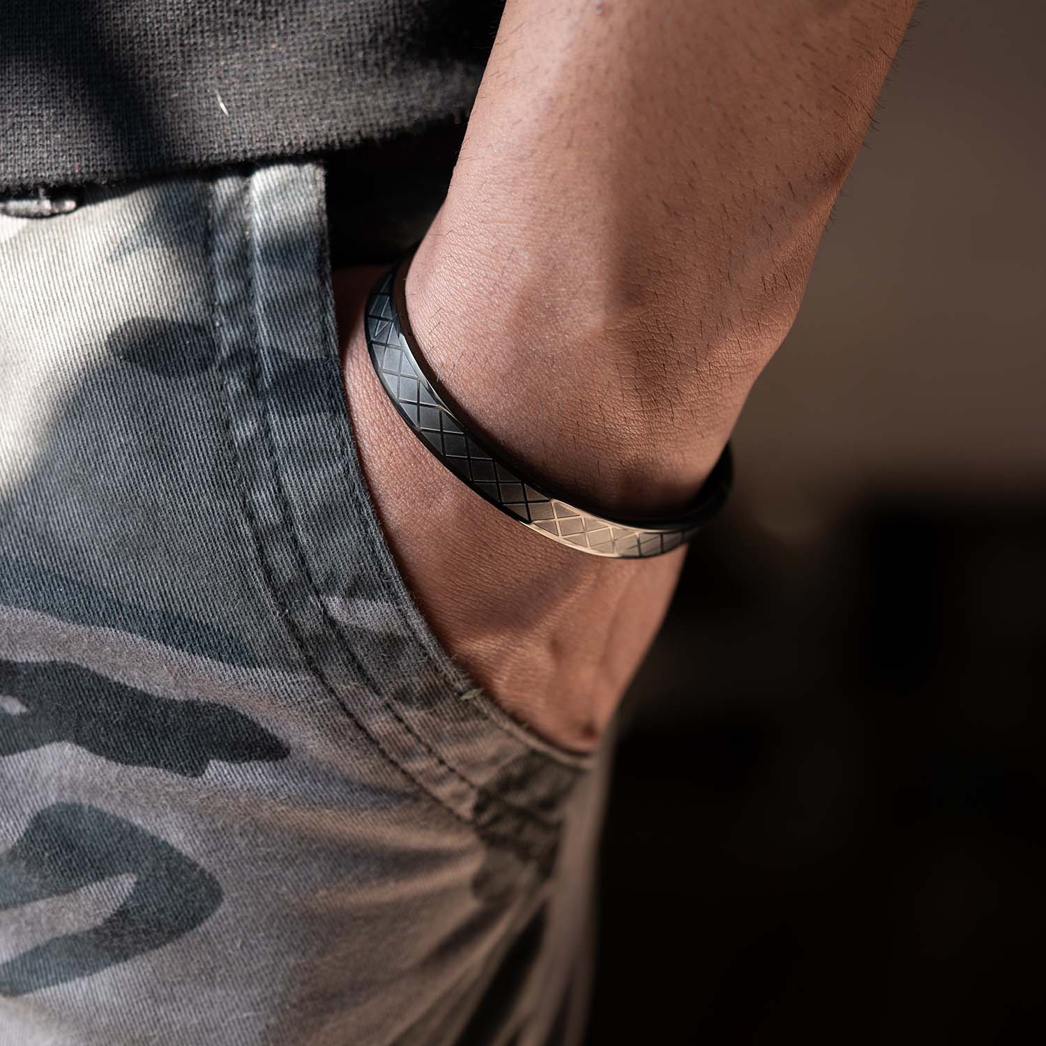 Caesar Oval Kada Bracelet - Image 2