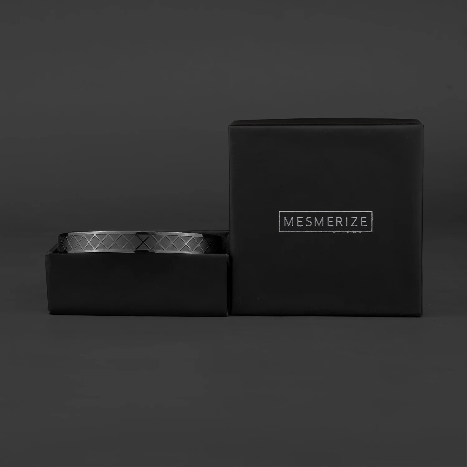 Caesar Oval Kada Bracelet - Image 4