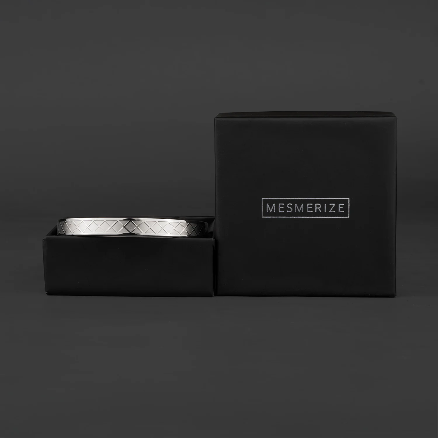 Caesar Oval Kada Bracelet - Image 9