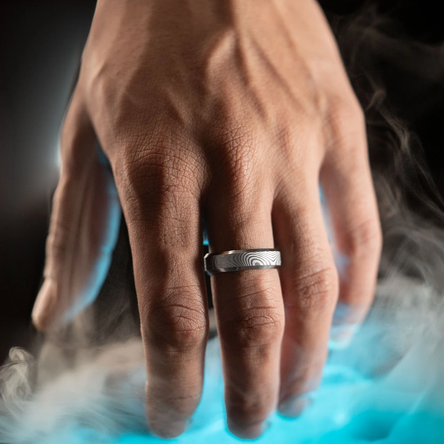 Damascus Beveled Ring - Image 6