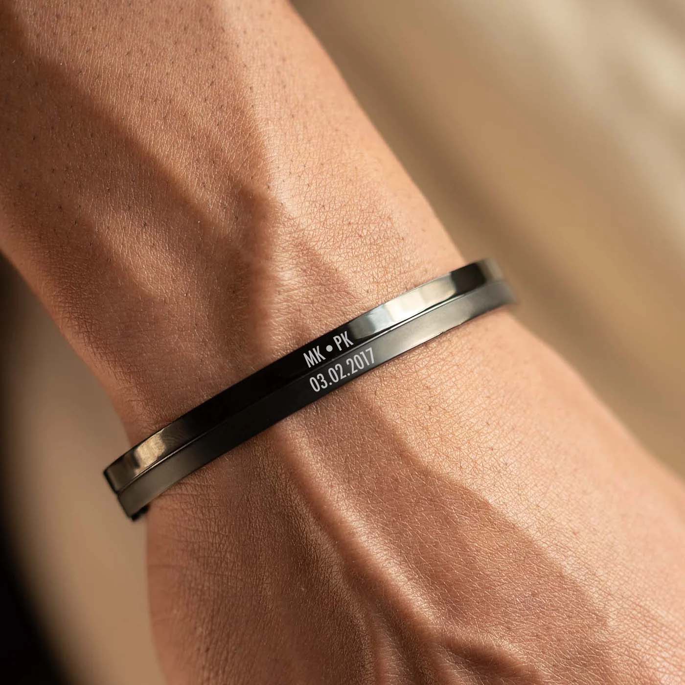Dual Finish Oval Kada Bracelet - Image 9