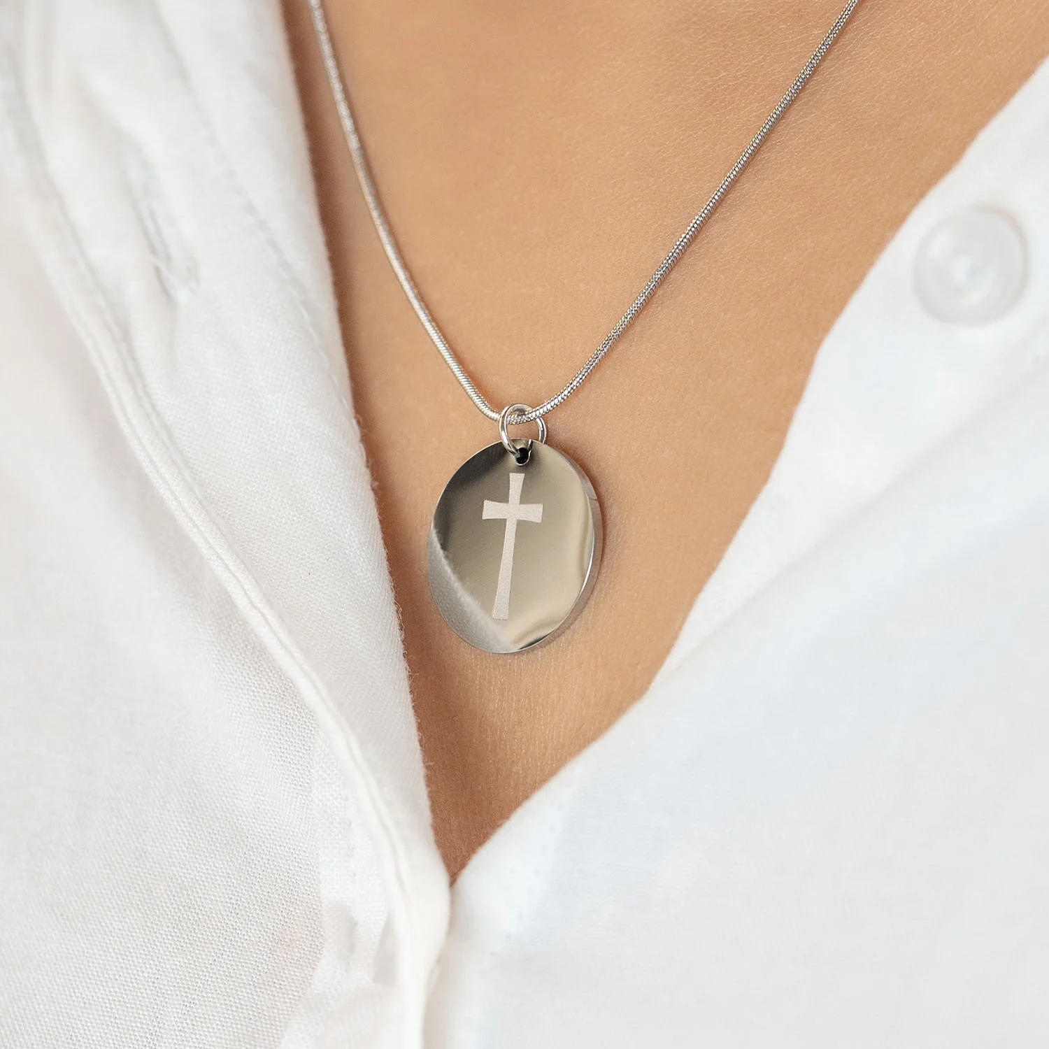 Holycross Circle Necklace - Image 6