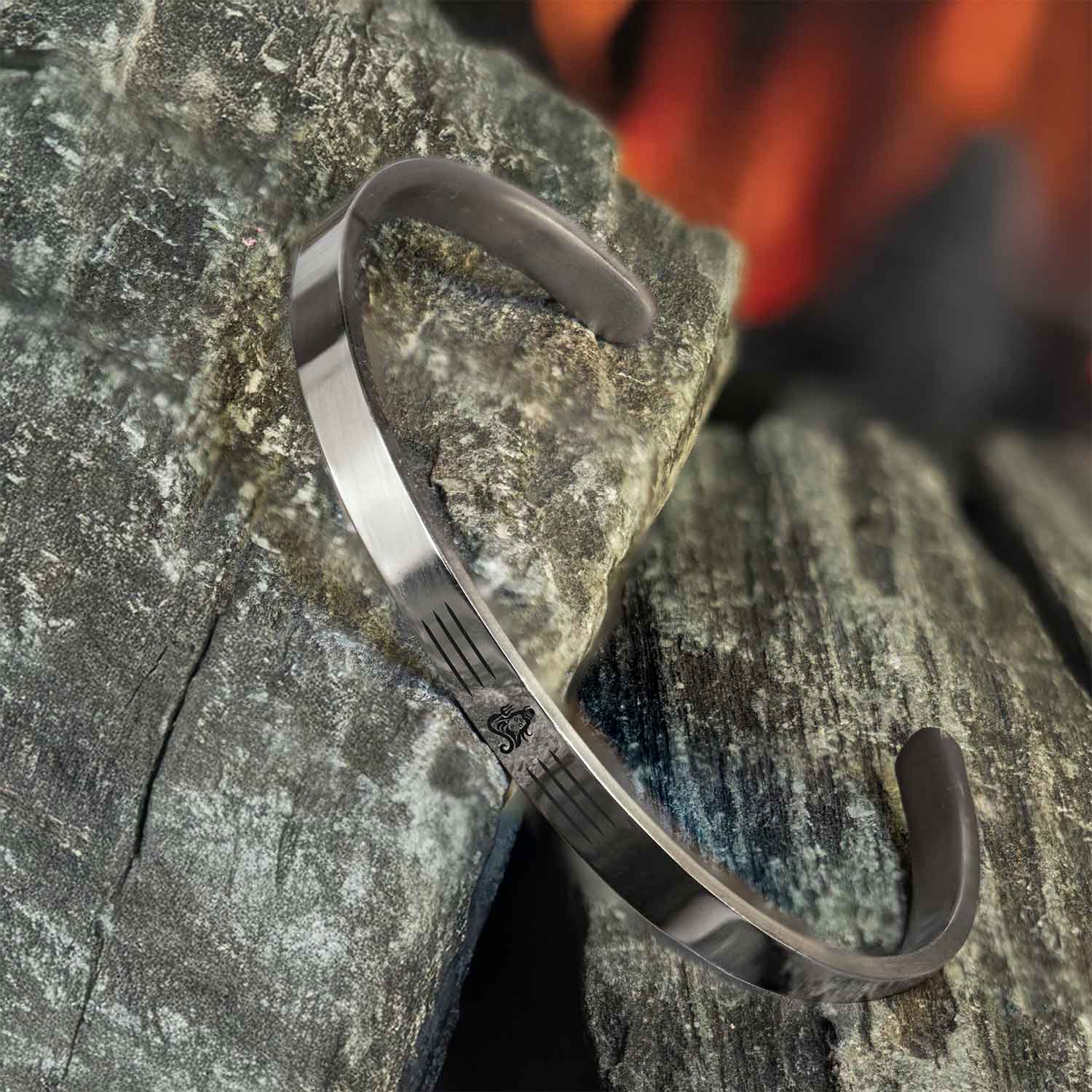 Mahakaal Gloss Cuff Adjustable Bracelet - Image 9