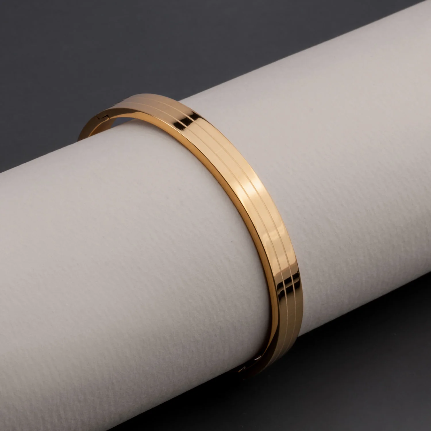Apollo Oval Kada Bracelet - Image 18
