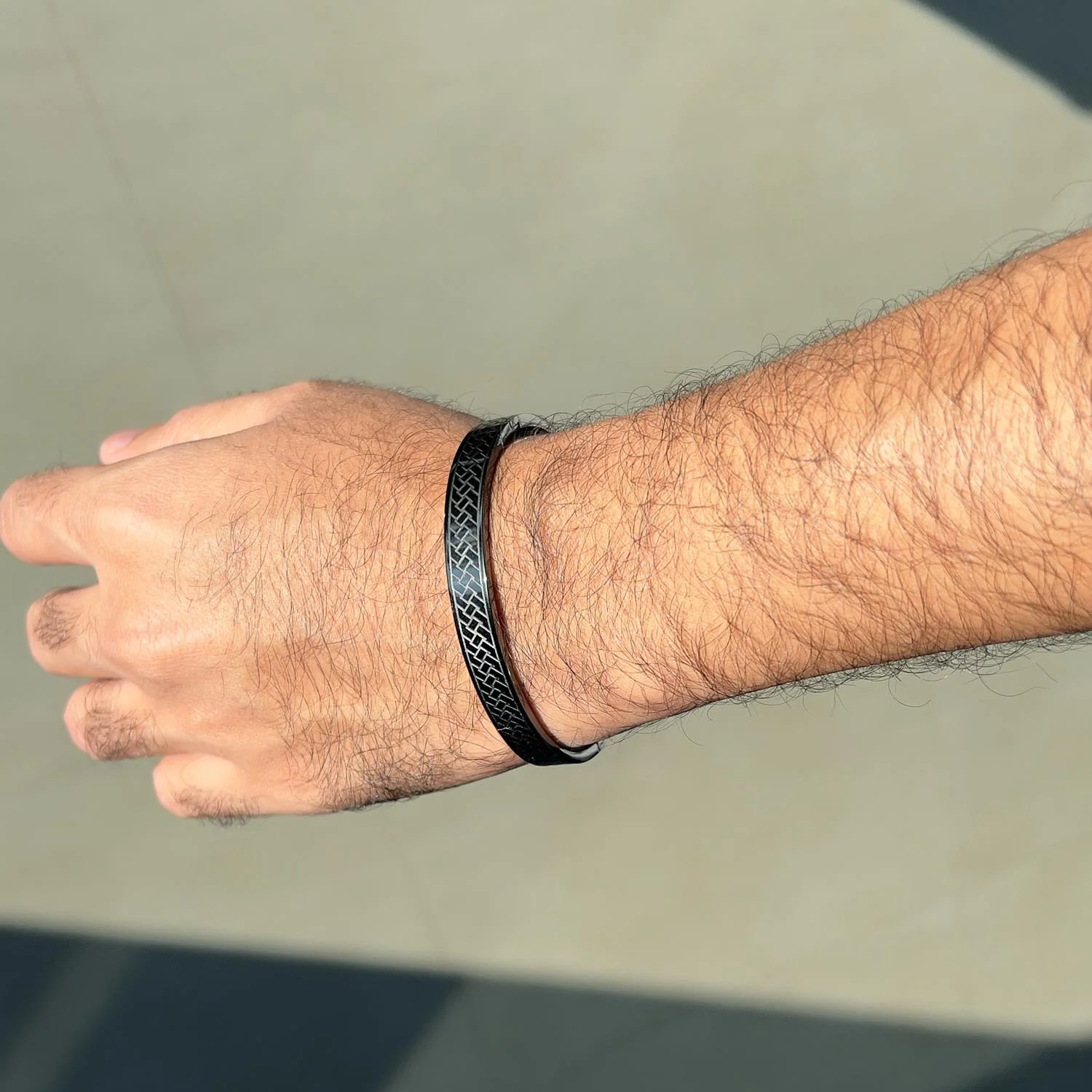 Viking Oval Kada Bracelet - Image 4