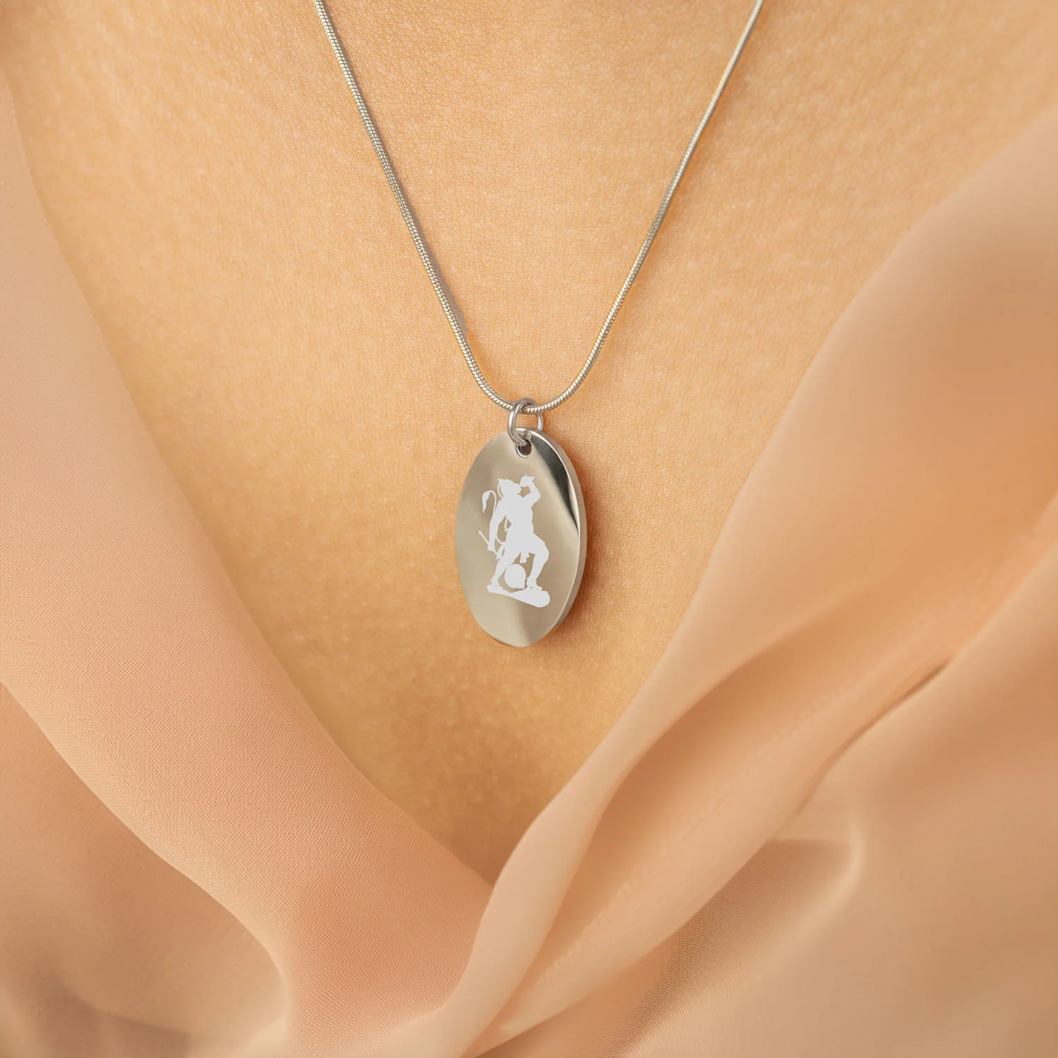MicroCarved Hanuman Chalisa Reversible Oval Necklace - Image 8