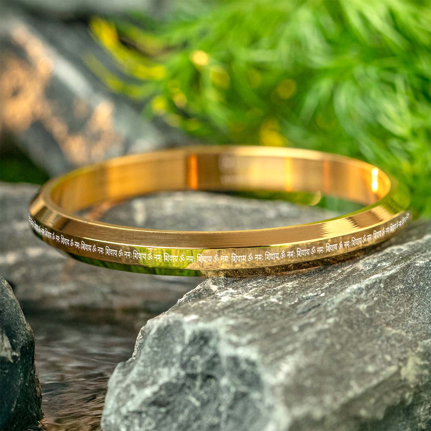 Om Namah Shivay MicroCarved Round Kada - Image 9