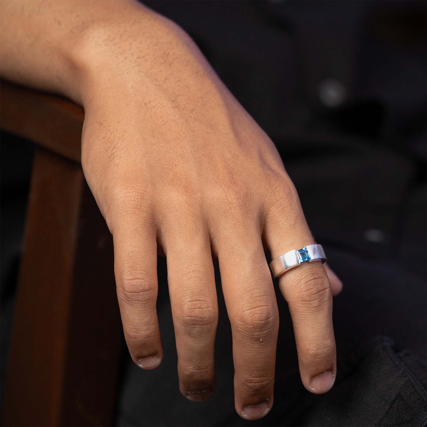 Pure 925 Silver Ring With Blue Topaz Gem Stone - Image 3