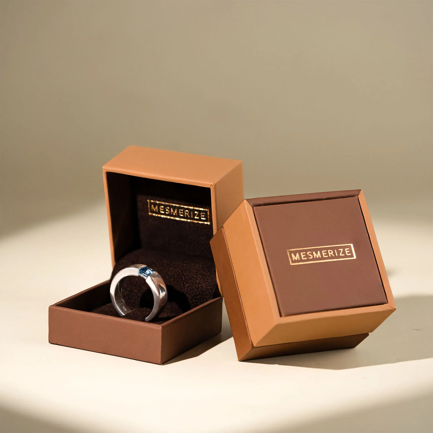 Pure 925 Silver Ring With Blue Topaz Gem Stone - Image 4