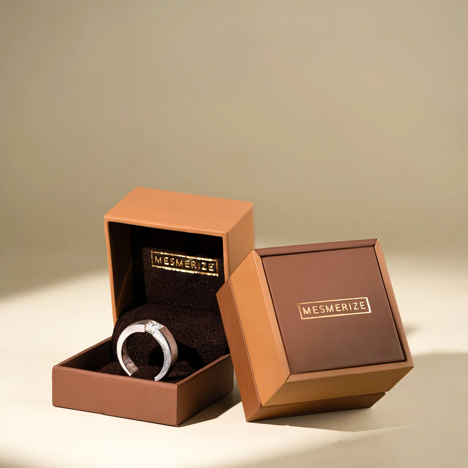 Pure 925 Silver Ring With Moissanite Gem Stone - Image 4