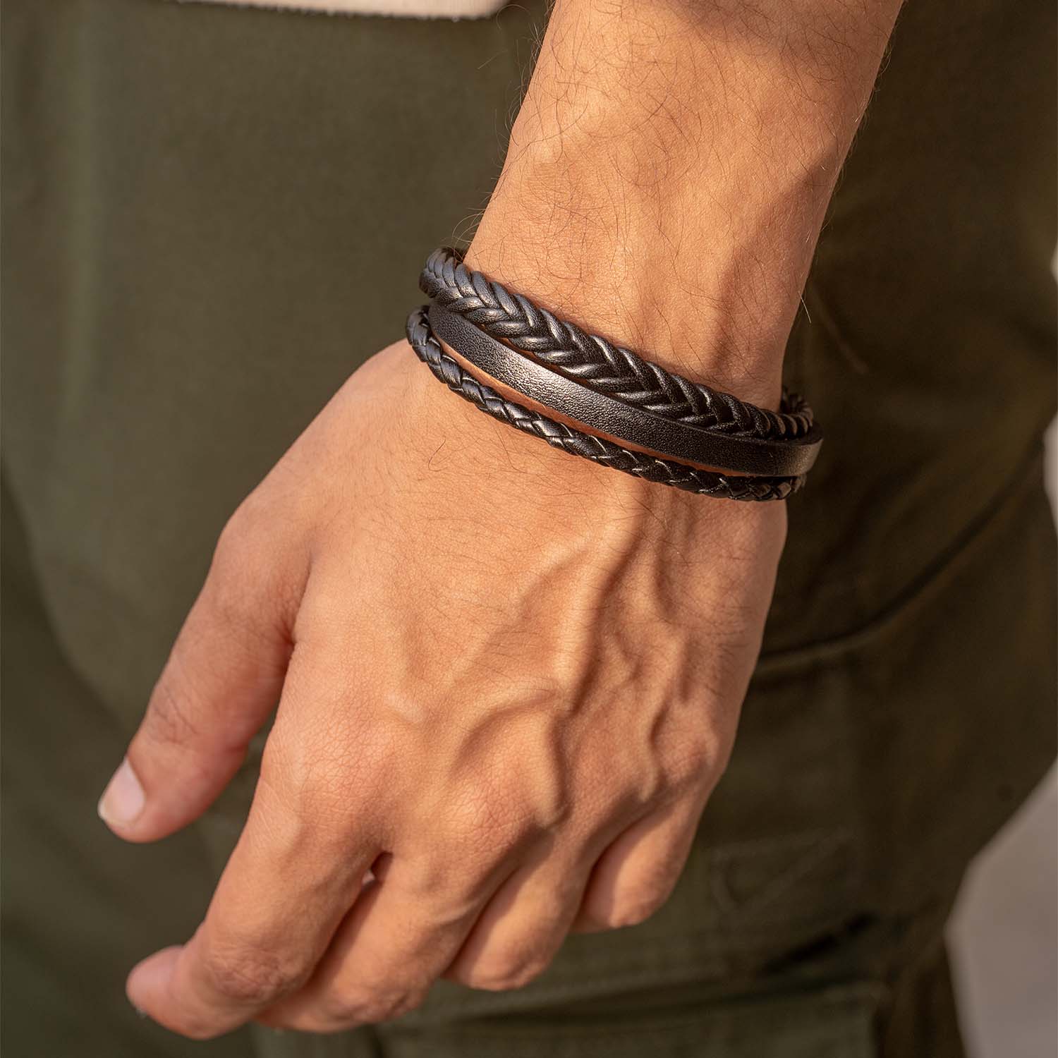 Rogue Textured NeoLeather Bracelet with MagSlide - Image 8