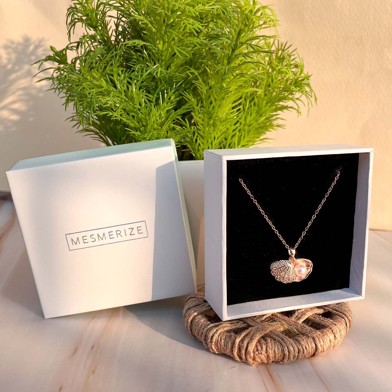 Pearl Shell Necklace - Image 3