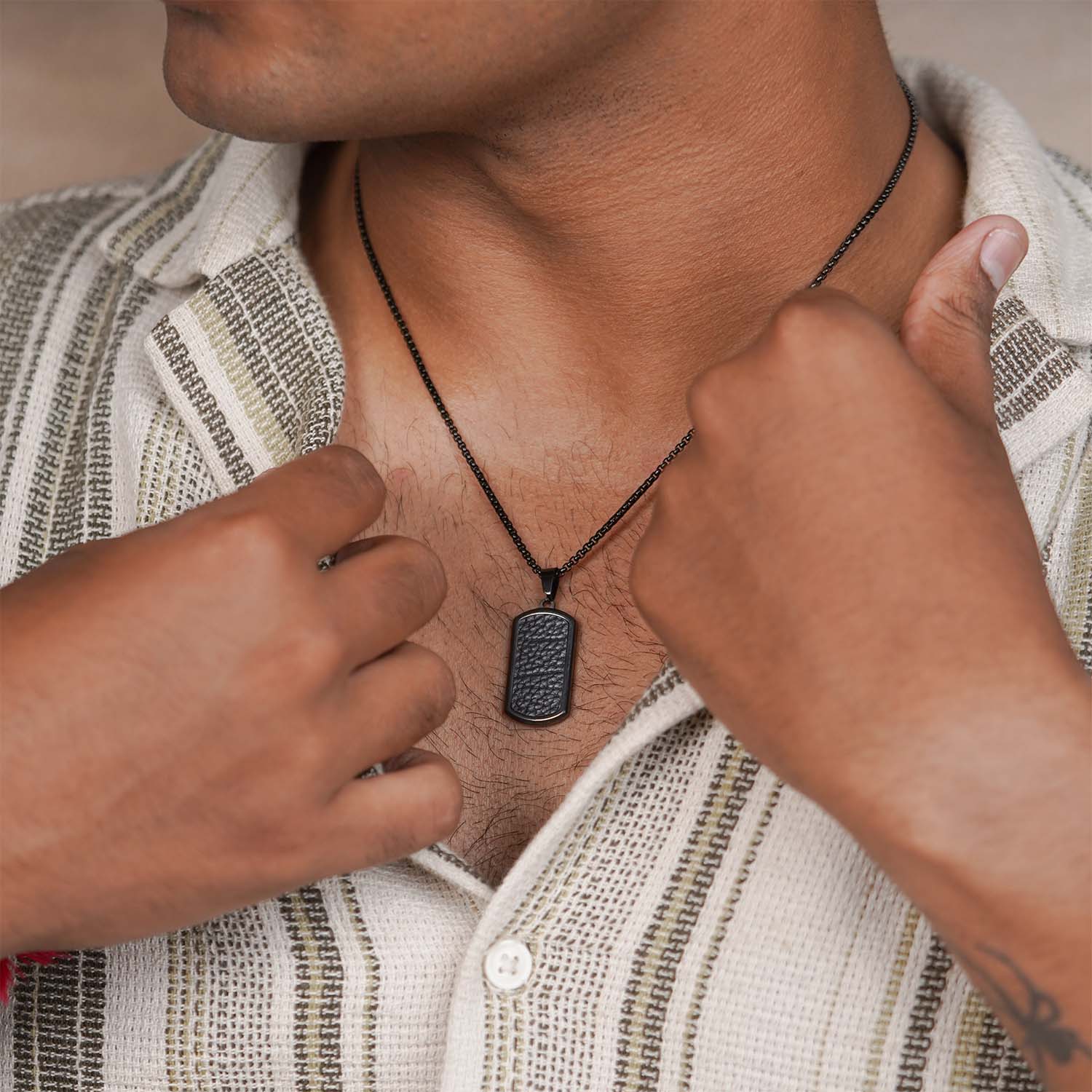 Textured Vegan Leather Inlay Necklace - Image 5