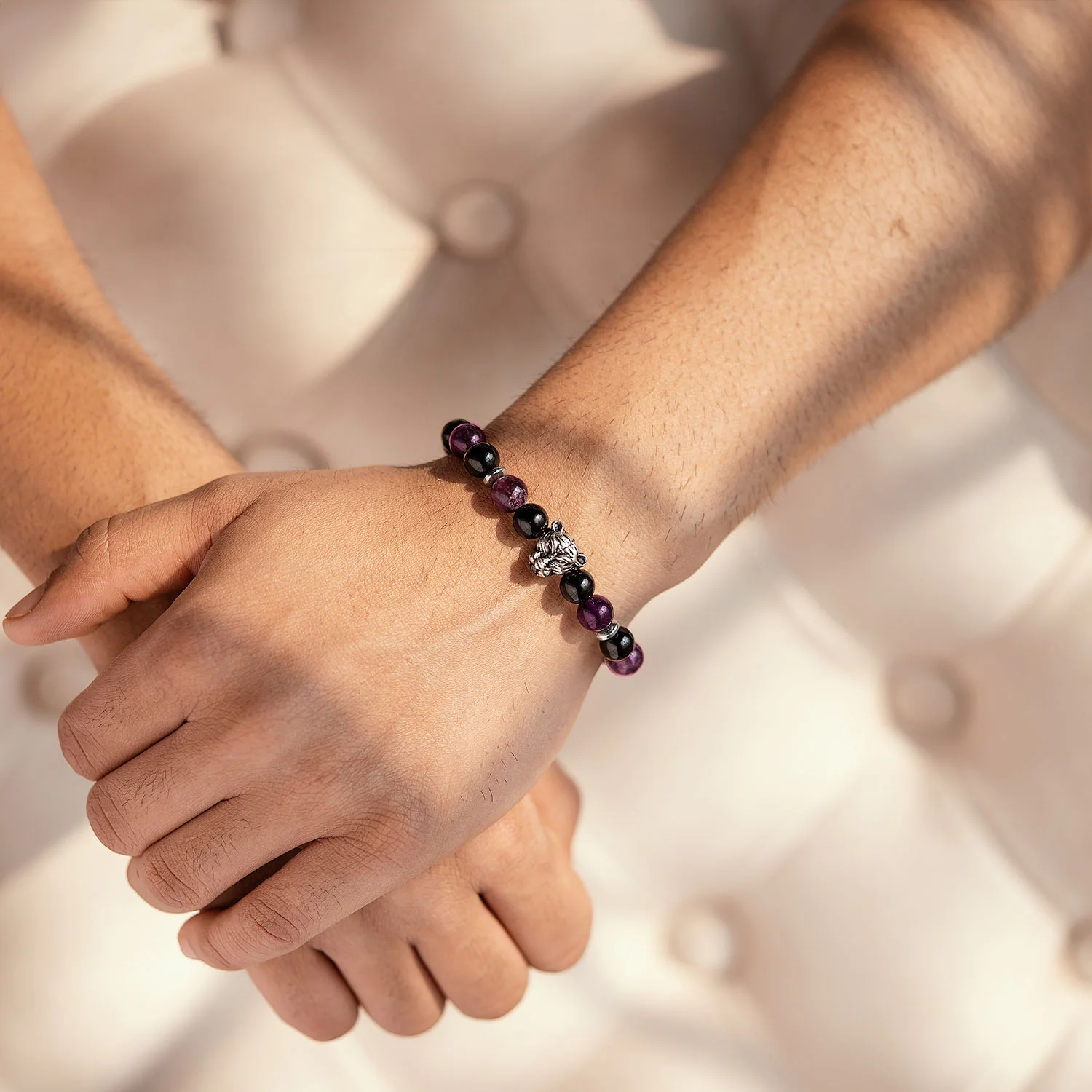 Wellness Gloss Onyx and Amethyst Natural Stone Bracelet With Magsnap 2 - Image 2