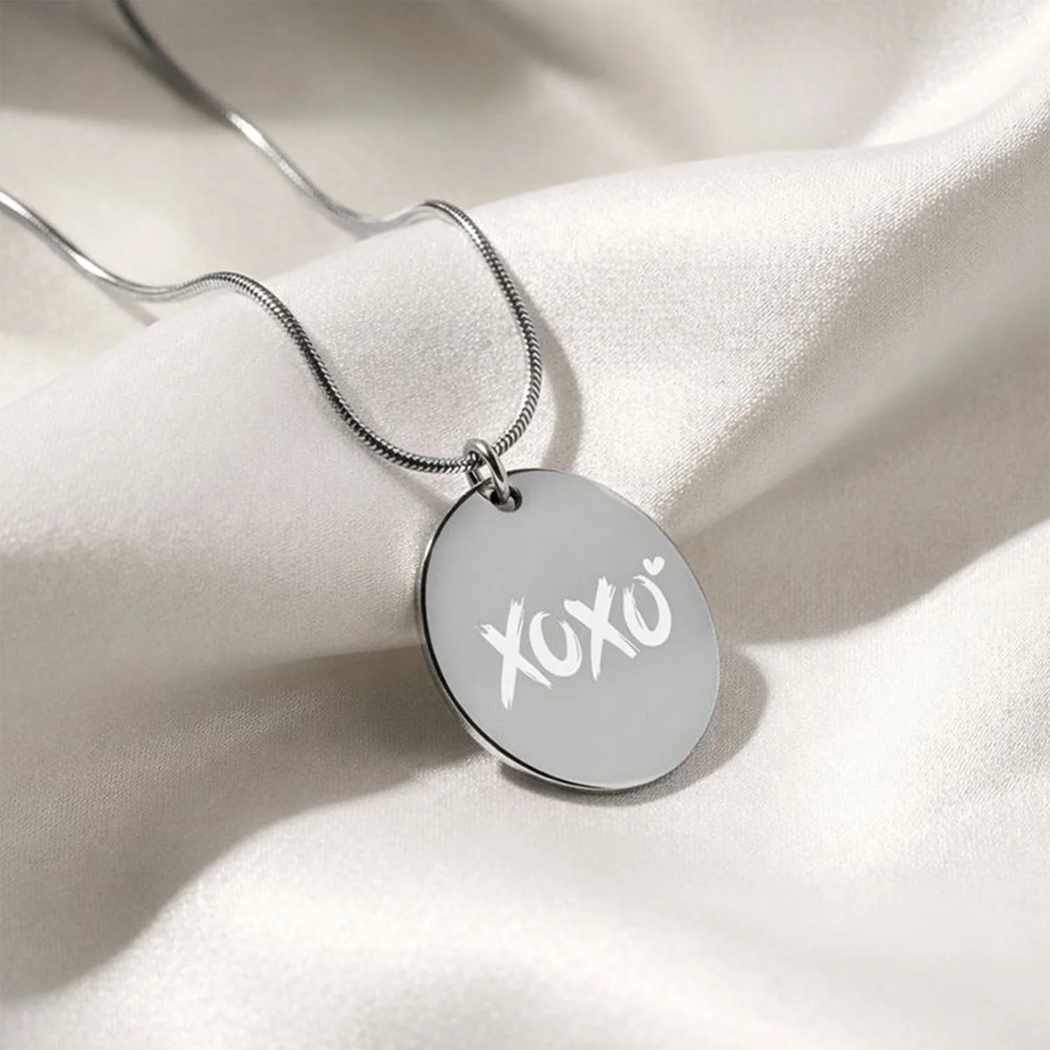 XOXO Circle Necklace - Image 6