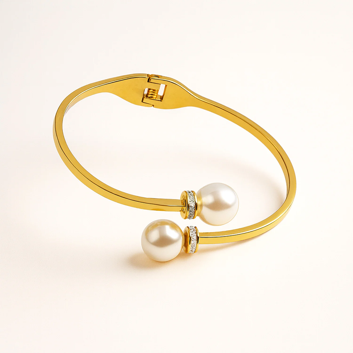 Zenara Pearl Crown 18K Gold Cuff Bracelet - Image 3