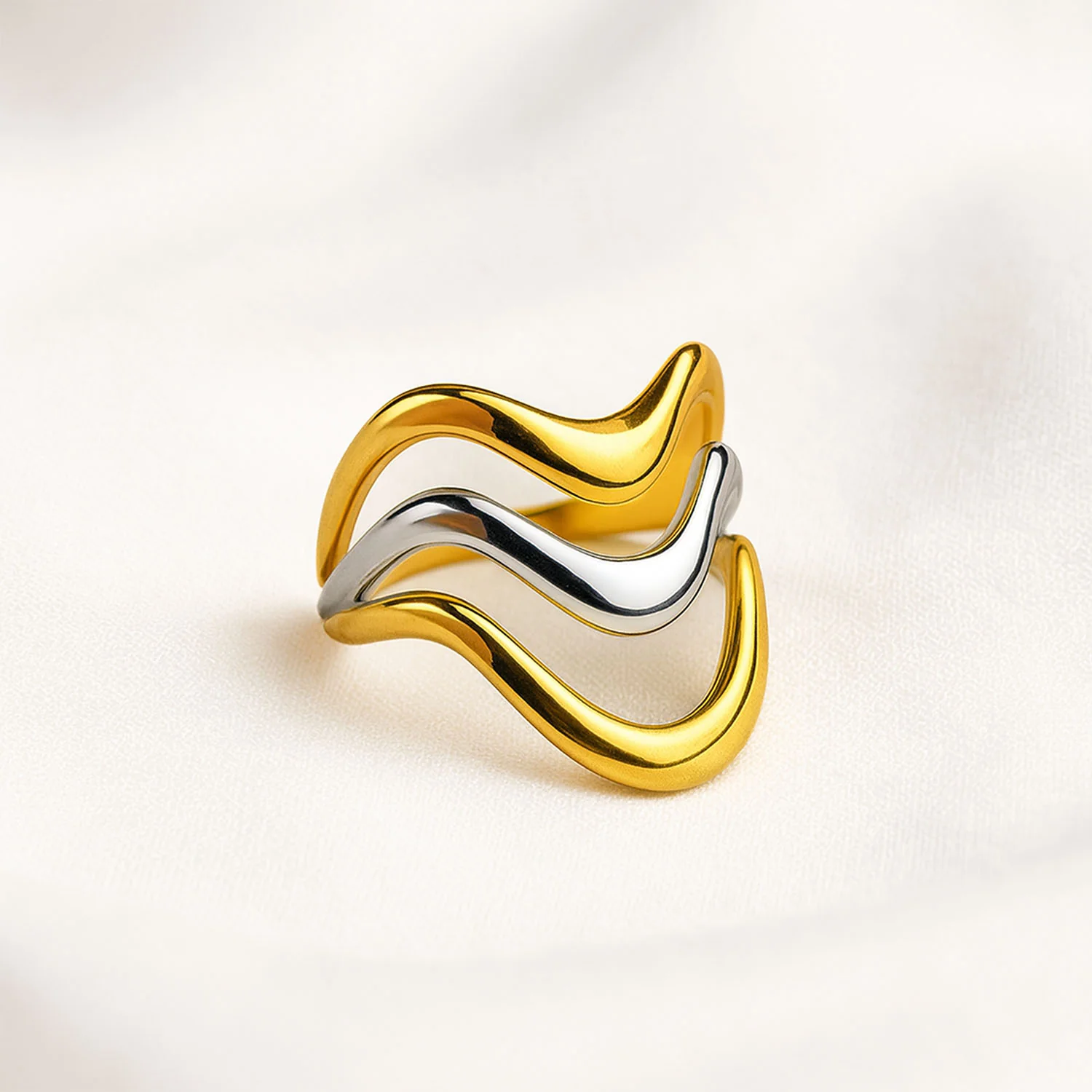 Zenith Contour Stack Dual Tone Ring - Image 3